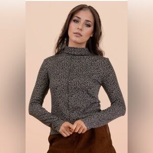 Grey leopard, mock neck long sleeve top